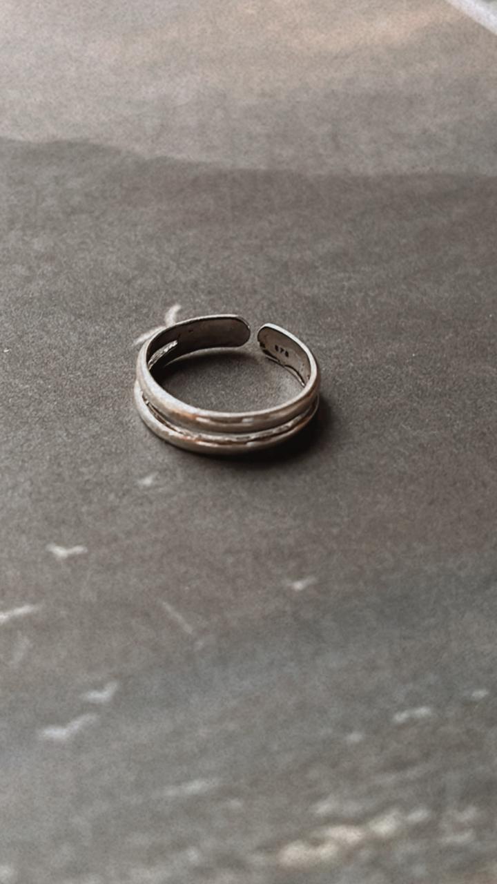 Elegant double stack silver ring with adjustable fit for mid or little finger