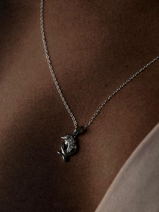 Elegant dolphin 3 silver necklace with sleek, modern design