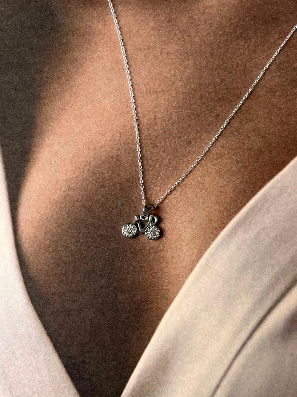 Timeless silver necklace with a cycle 1 motif pendant