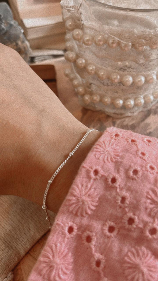 Minimalist Cable Dot Silver Bracelet