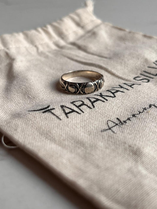 925 sterling silver tribal Rawa dot design ring