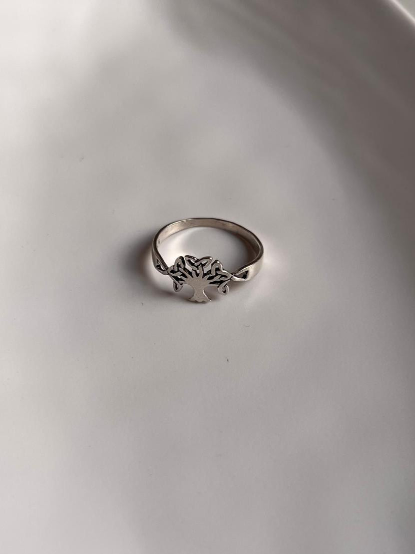 Elegant Tree of Life design silver ring