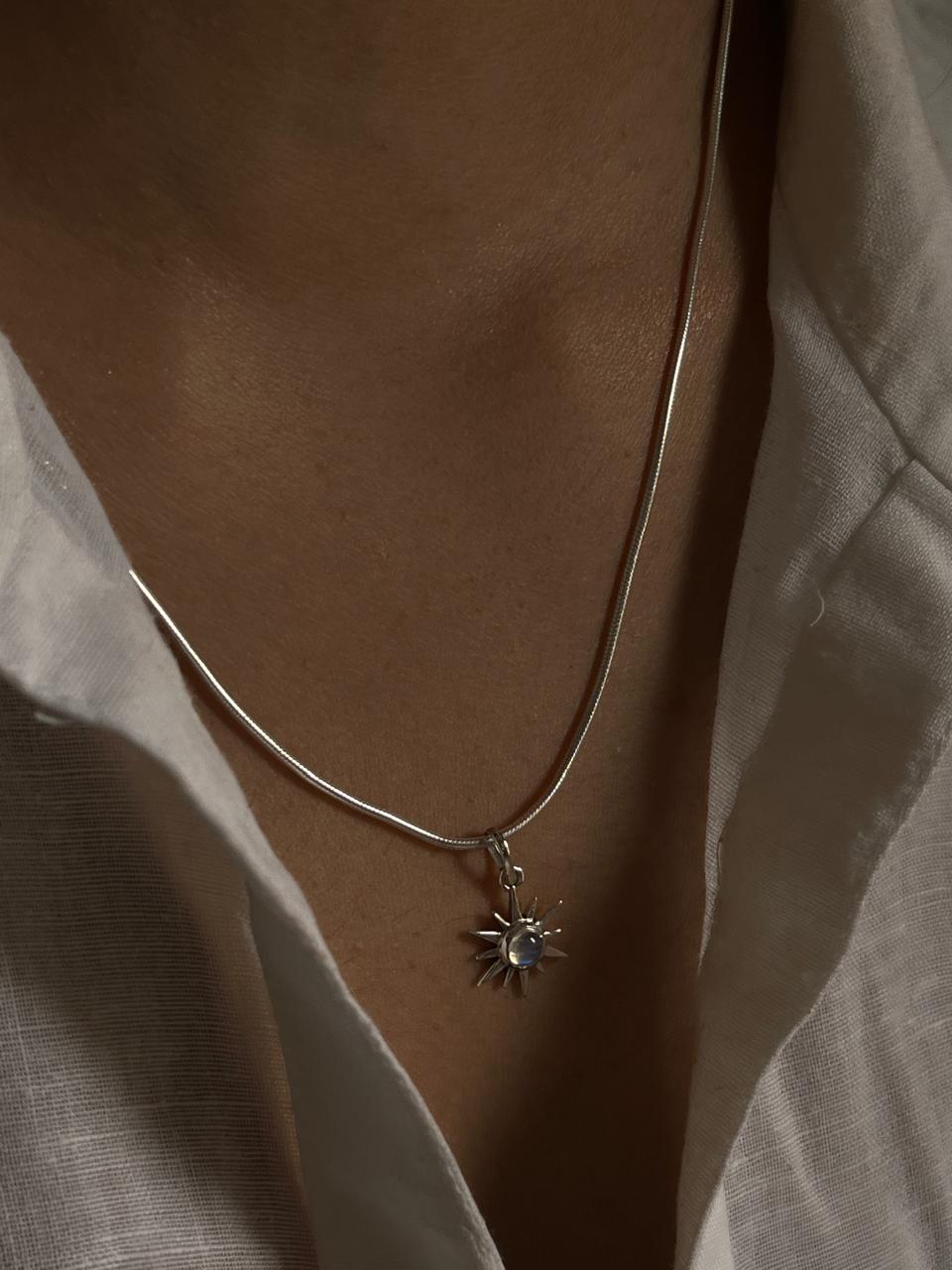 925 sterling silver sunshine moonstone necklace