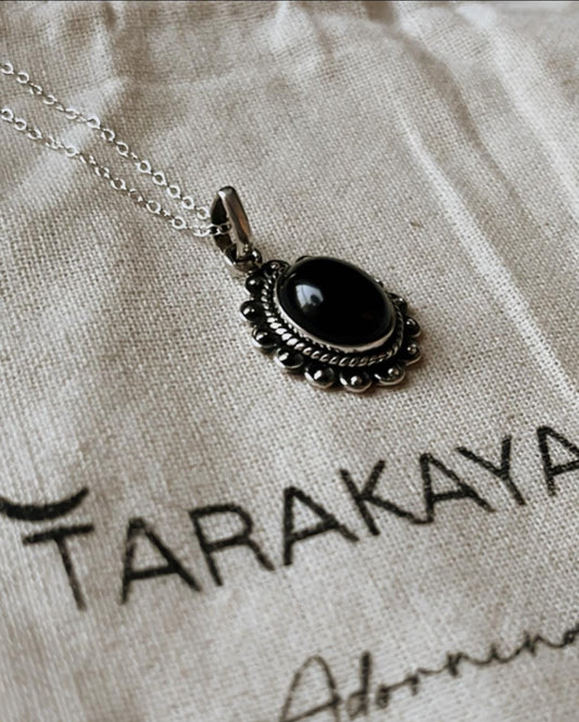Vintage Black Onyx Antique Silver Pendant