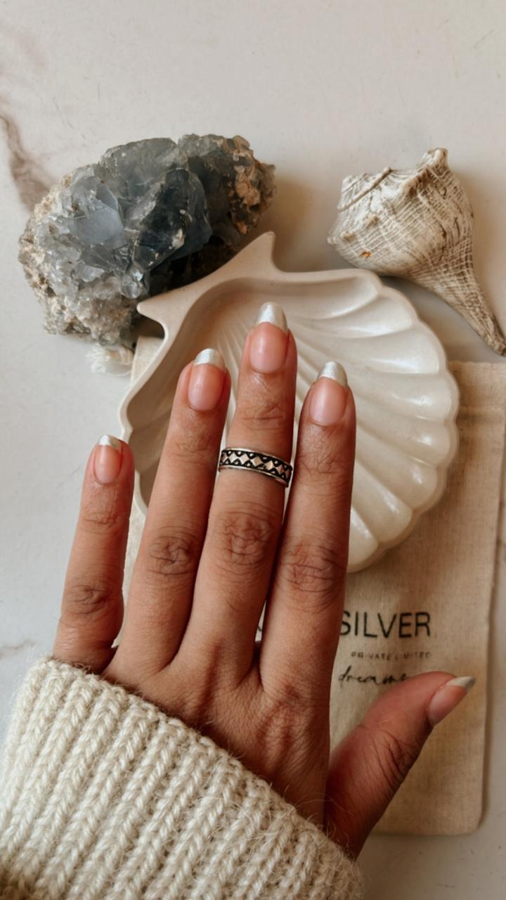 Tribal Dot Silver Ring for Trendy Mid or Little Finger