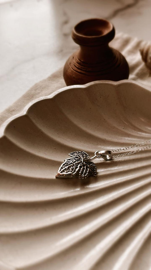 Maple Leaf Filigree Silver Necklace