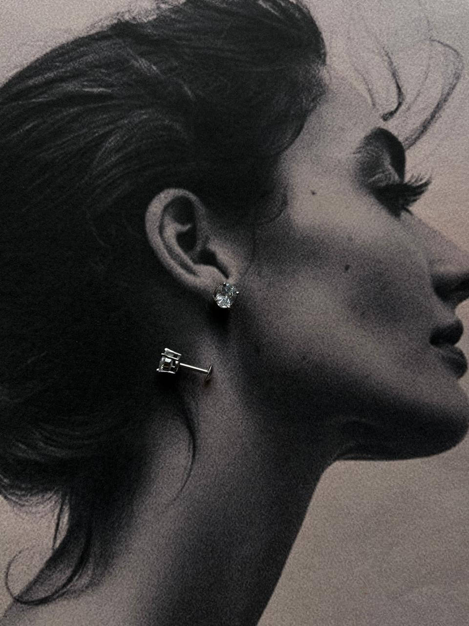 7MM Cz Oval Cut South Screw Silver Statement Studs
