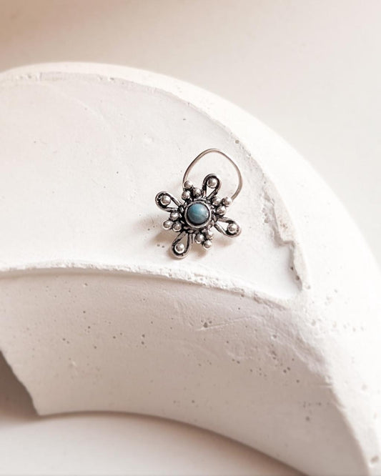 Tribal Rawa Turquoise Wired Back Silver Nose Pin with intricate design