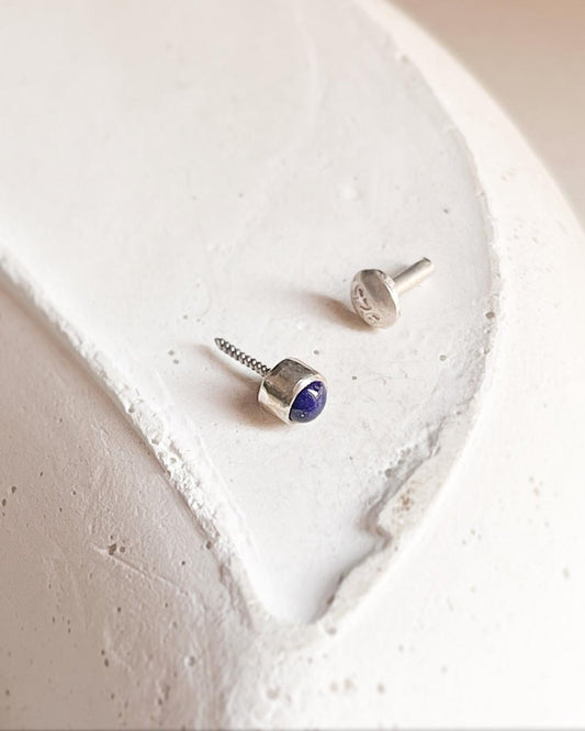 Lapis Screw Back Minimal Silver Nose Pin with blue gemstone