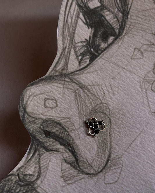 Tribal Rawa Black CZ Stone Wired Back Silver Nose Pin with intricate design