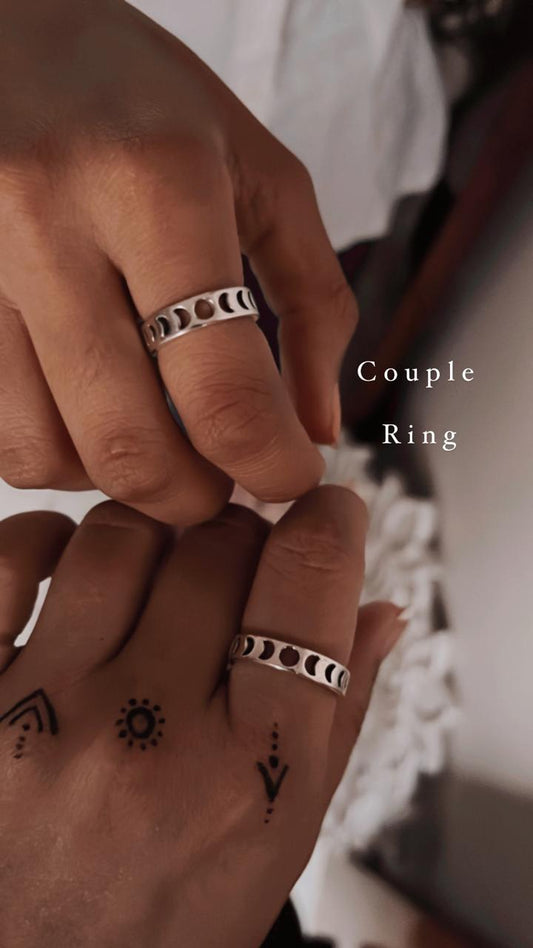 Couple rings with moon phases design in 925 sterling silver