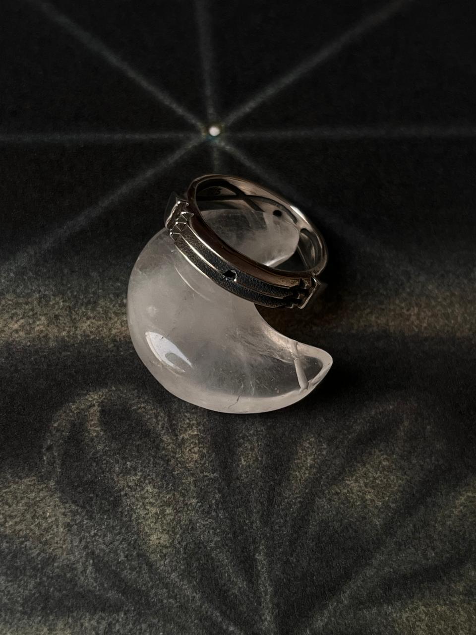 925 Silver Ring with Mystic Nomad Path Design for Spiritual Jewelry