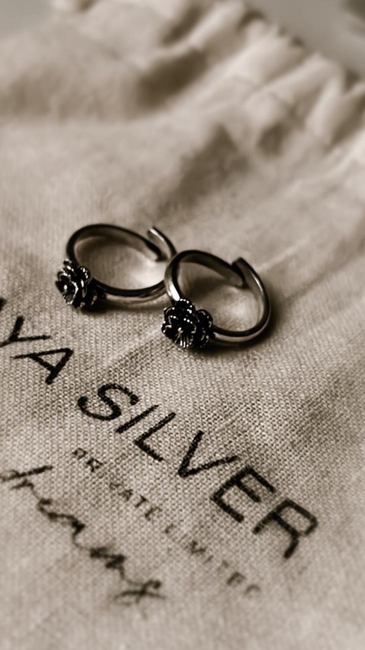 Antique Love Rose Design 925 Silver Toe Ring