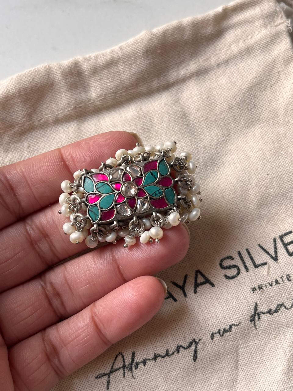 Elegant Antique 925 Silver Ring with Turquoise Kundan and Pearls