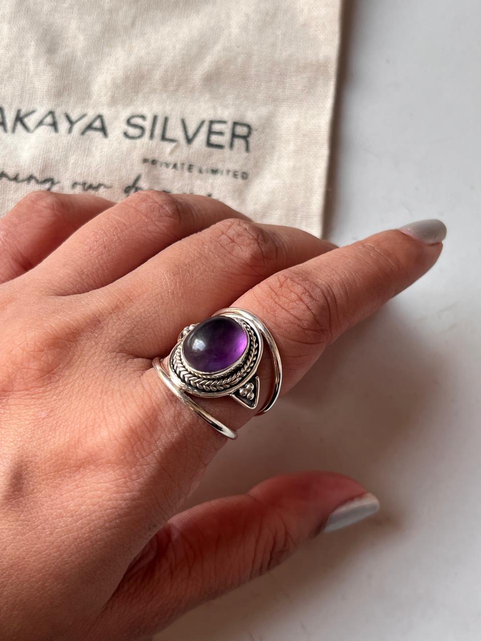 Elegant Amethyst Oval 925 Silver Boho Ring for Women