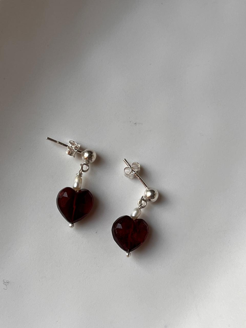 925 Silver Stud Earrings with Garnet Heart and Pearl Crystals