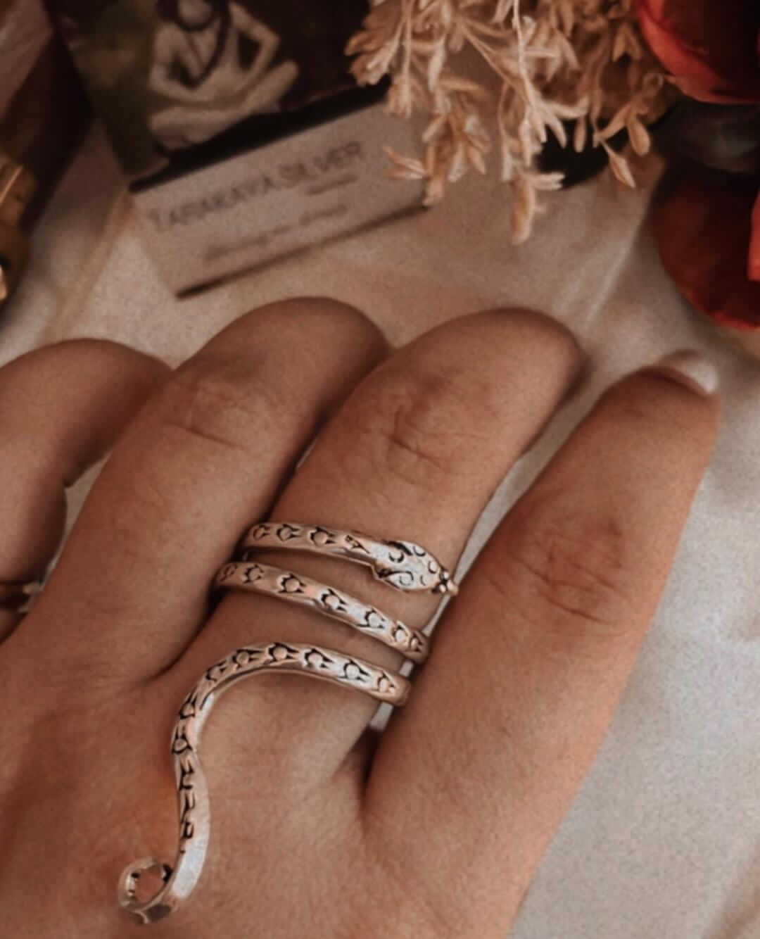Unique Serpent Wrap 925 Silver Ring for Bold Style