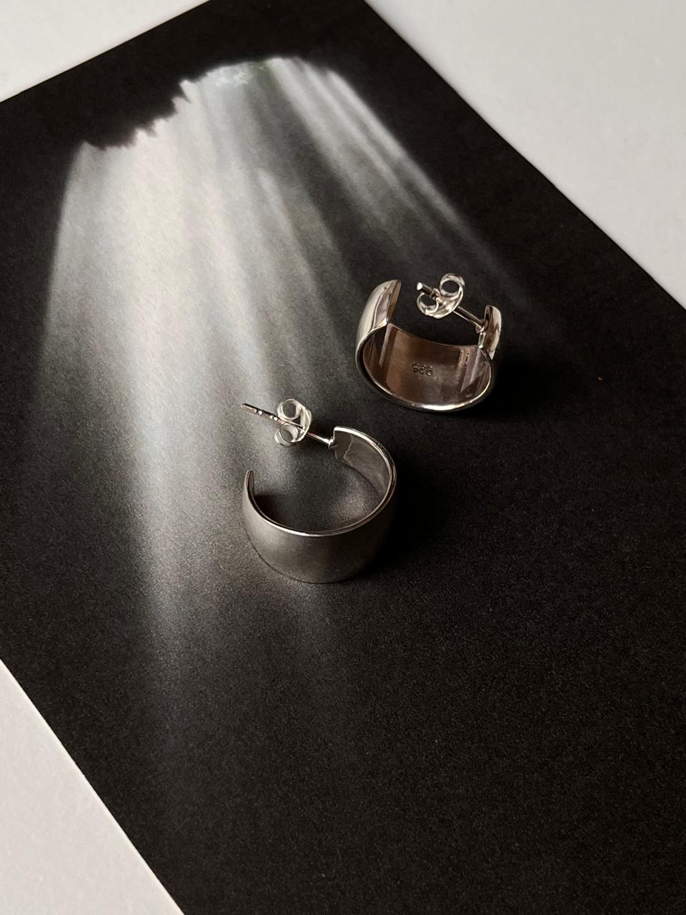 Chunky Italian Big C Half Hoops in 925 Silver
