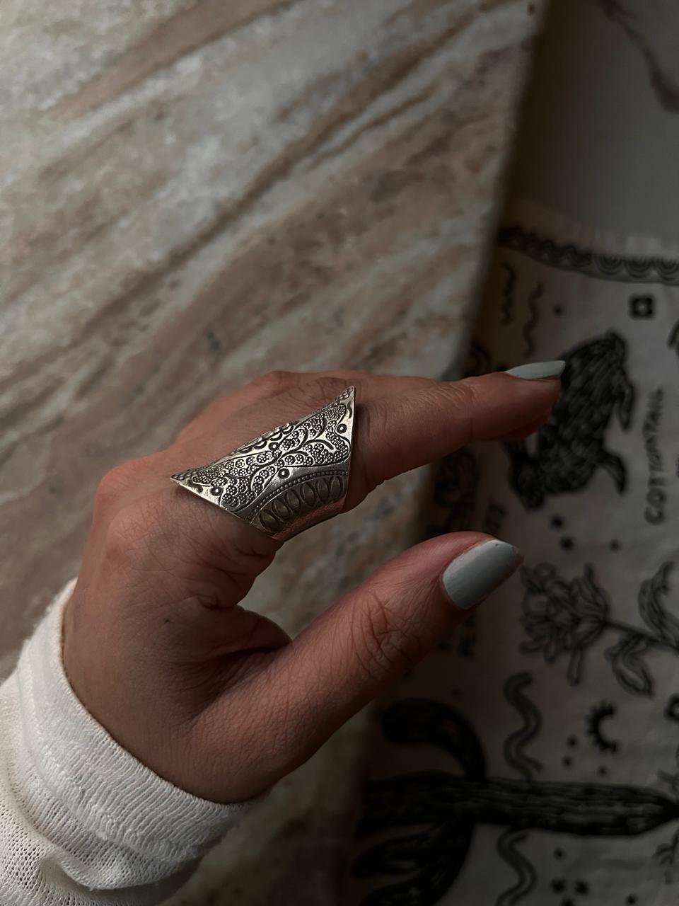 Imported handcrafted silver full finger boho ring  