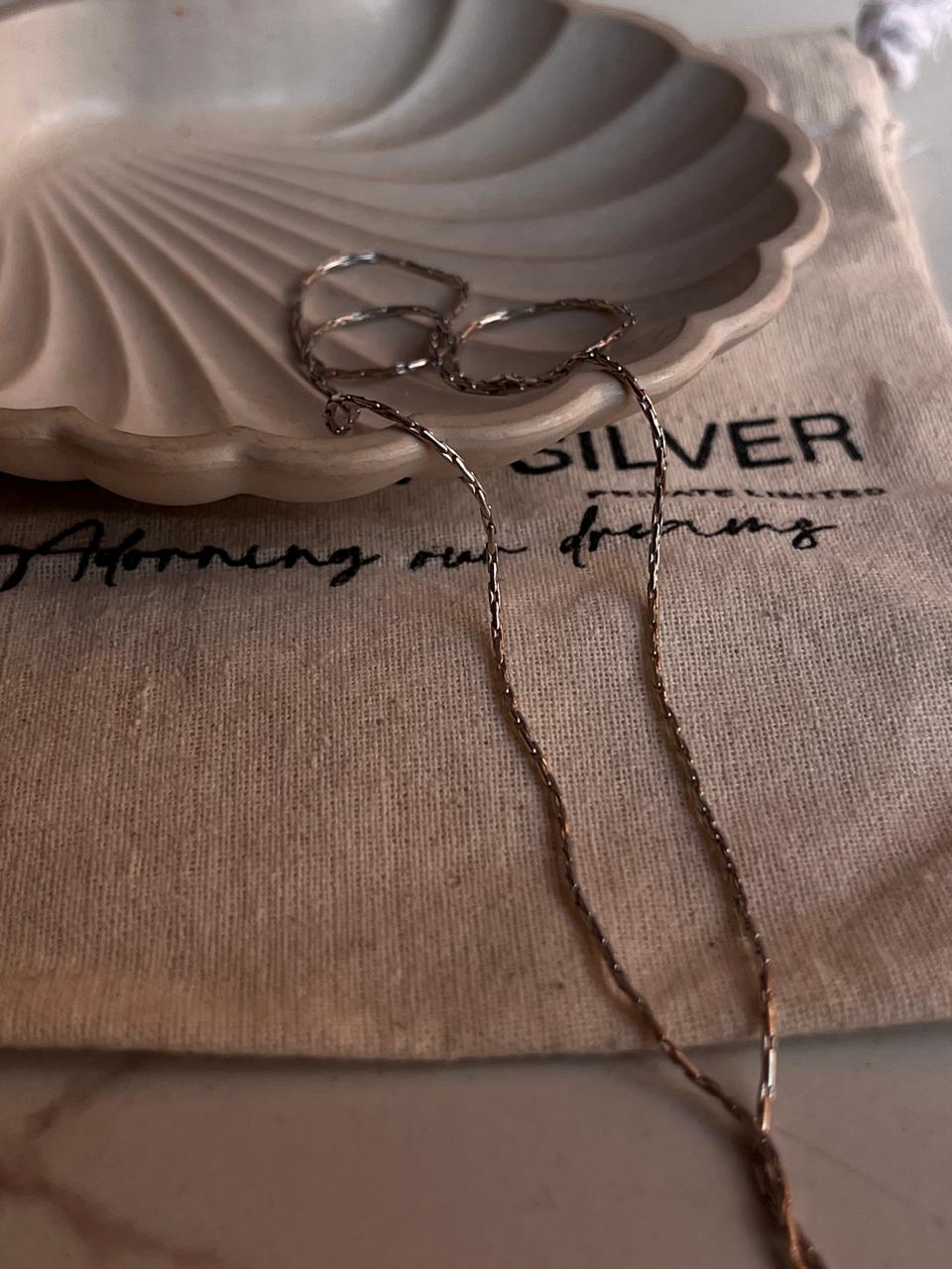 Sleek textured 925 silver Italian chain necklace  