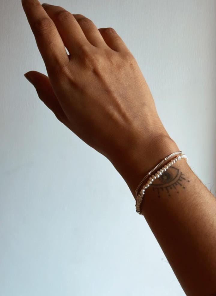 Elegant Basra pearl bracelet stack with cable dot design in silver  