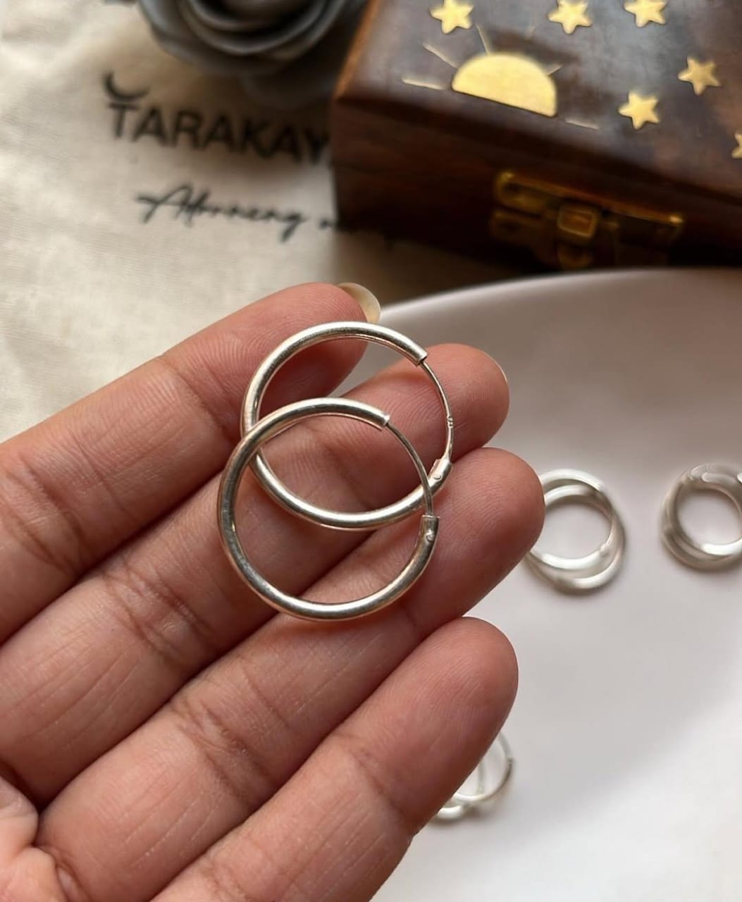 Everyday wear hoop earrings in plain sterling silver
