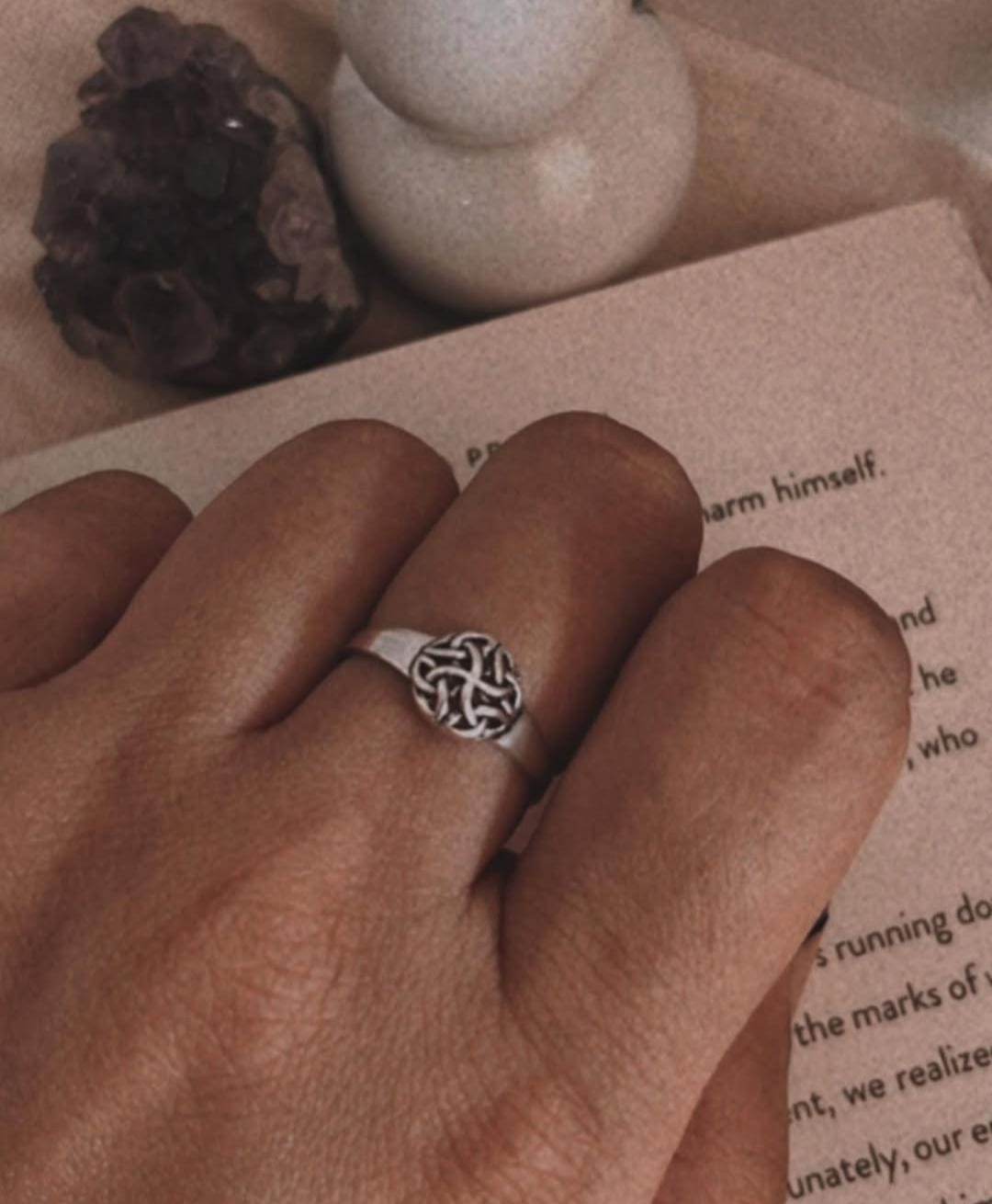 Round Celtic Knot 925 Sterling Silver Ring