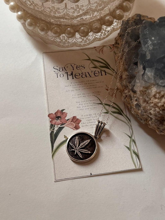 Hemp Round Silver Necklace with Natural Style  