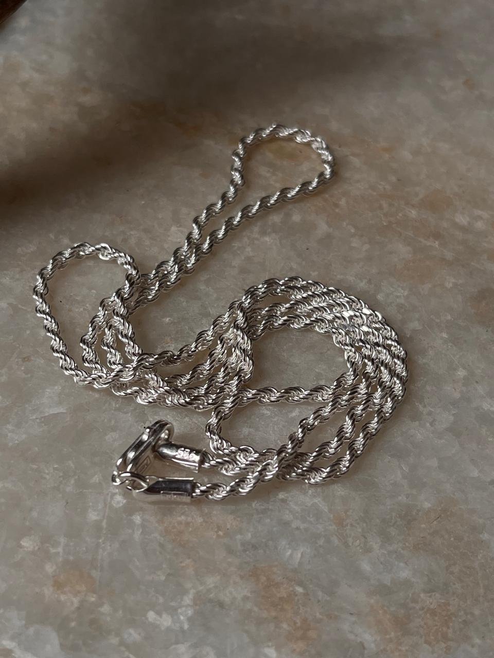 Classic twisted rope silver chain for daily wear  