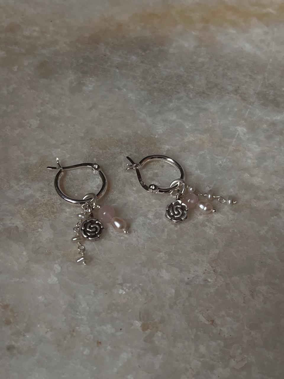 Removable charm hoops in sterling silver with rose quartz and pearls  