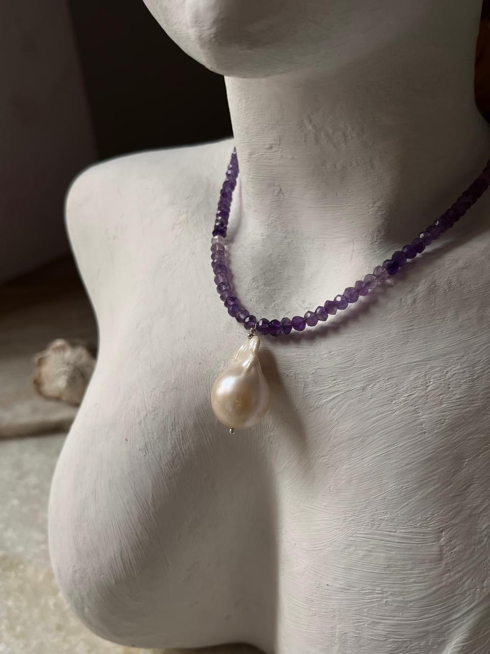Elegant 925 silver choker with gradient amethyst and pearls  