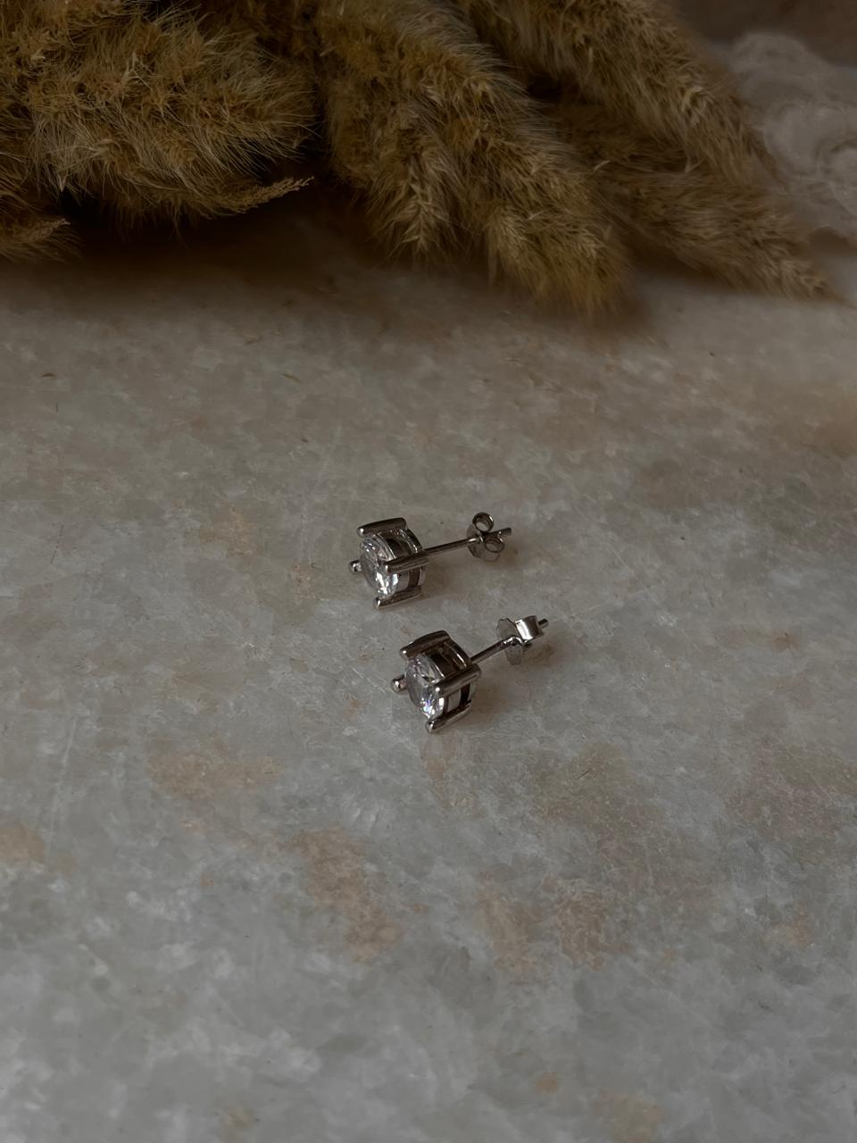 Dazzling Round 7mm Cubic Zirconia Silver Studs
