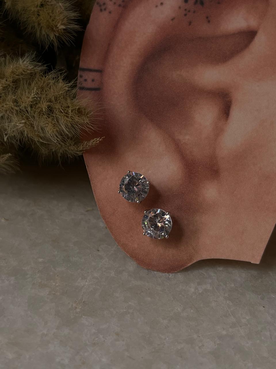 Simple Round Cubic Zirconia 925 Silver Stud Earrings