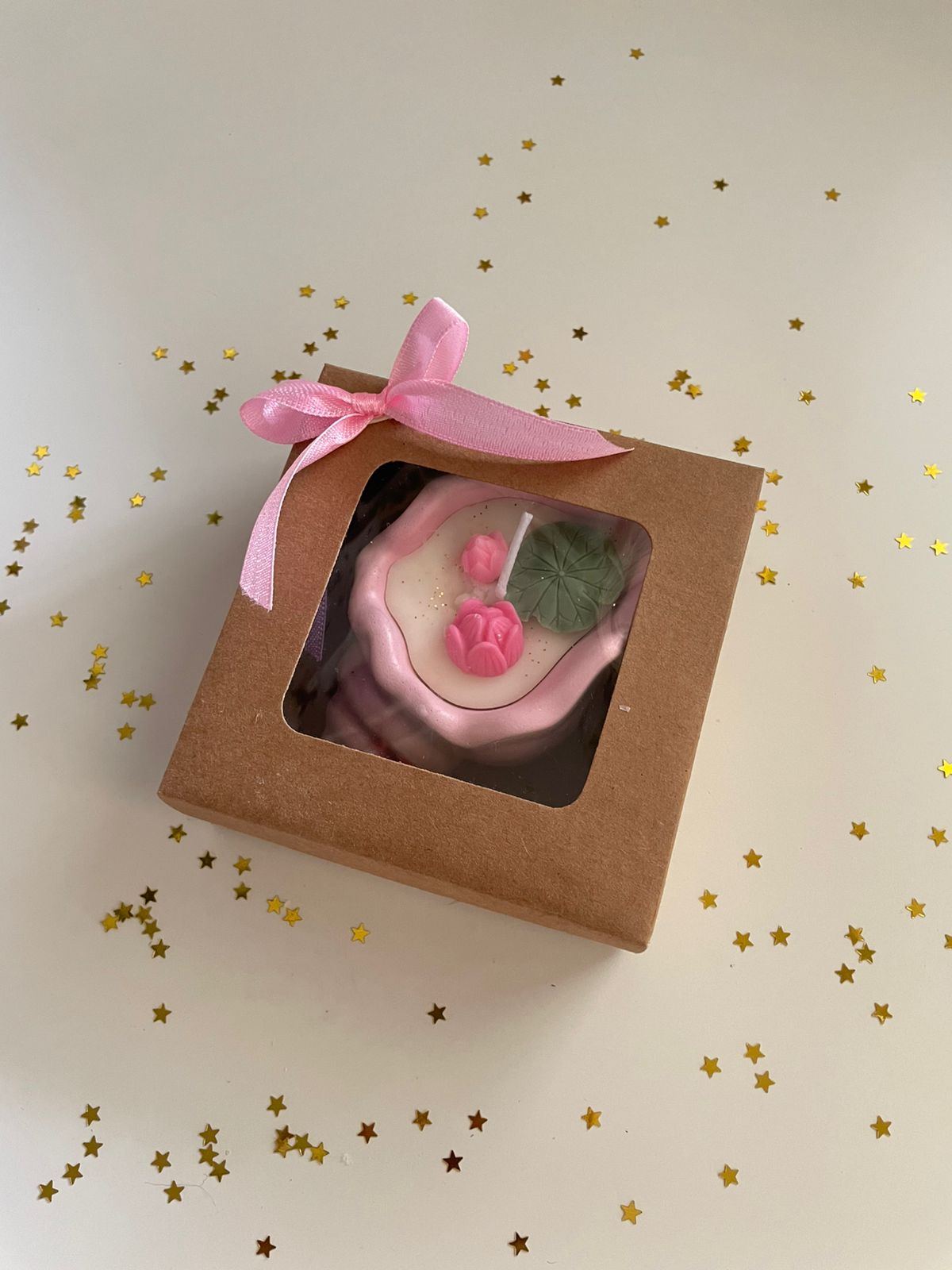 Luxury sea shell pink lotus pond candle for gifting