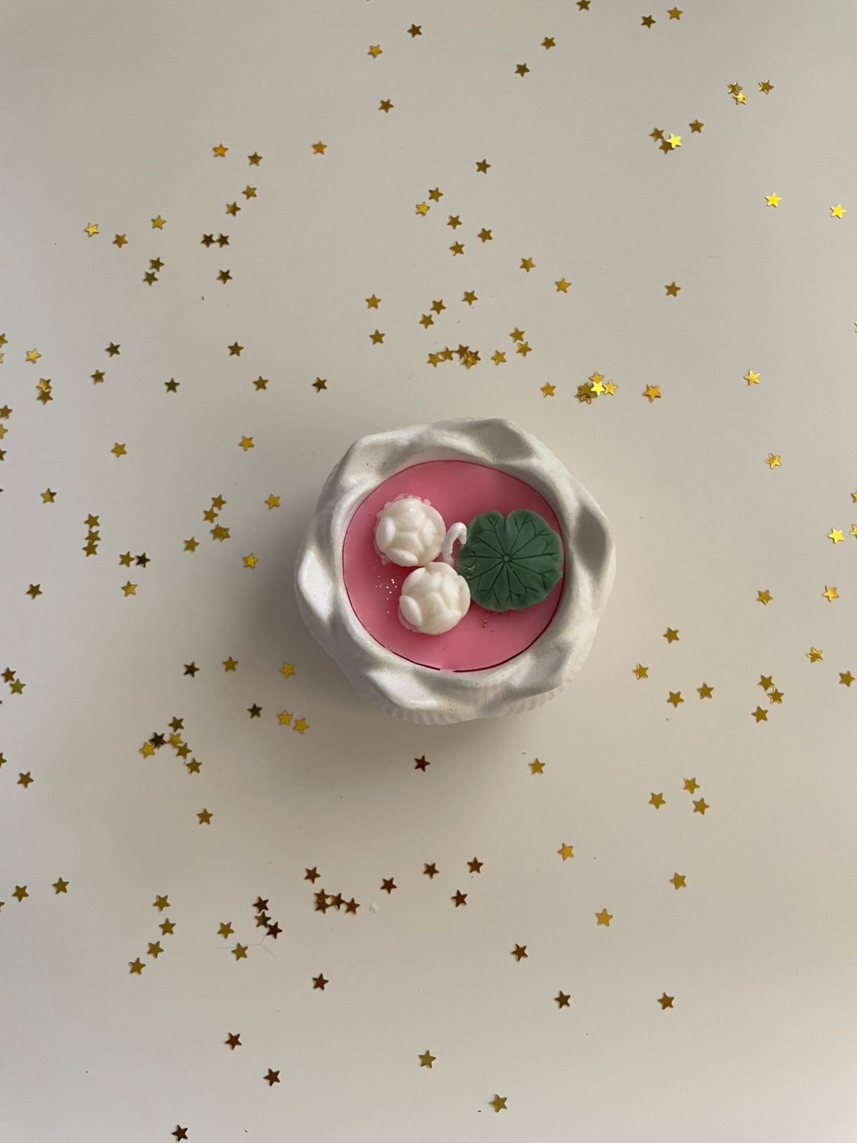 White lotus handcrafted soya scented candle for Diwali gifting
