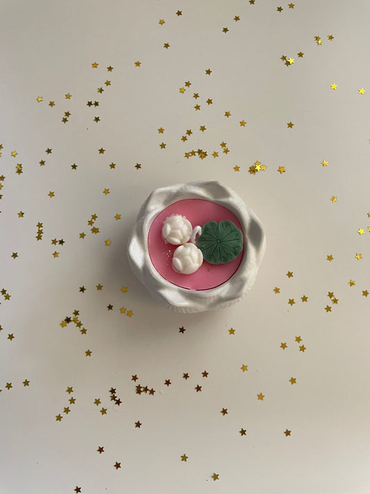 White lotus handcrafted soya scented candle for Diwali gifting
