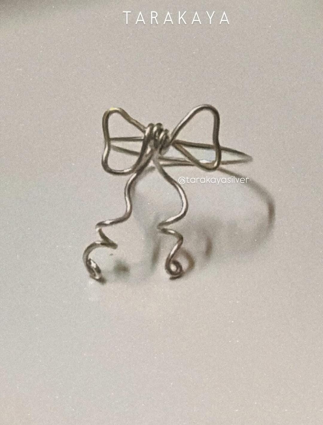 925 Sterling Silver Wire Wrapped Bow/ Ribbon Handcrafted Ring