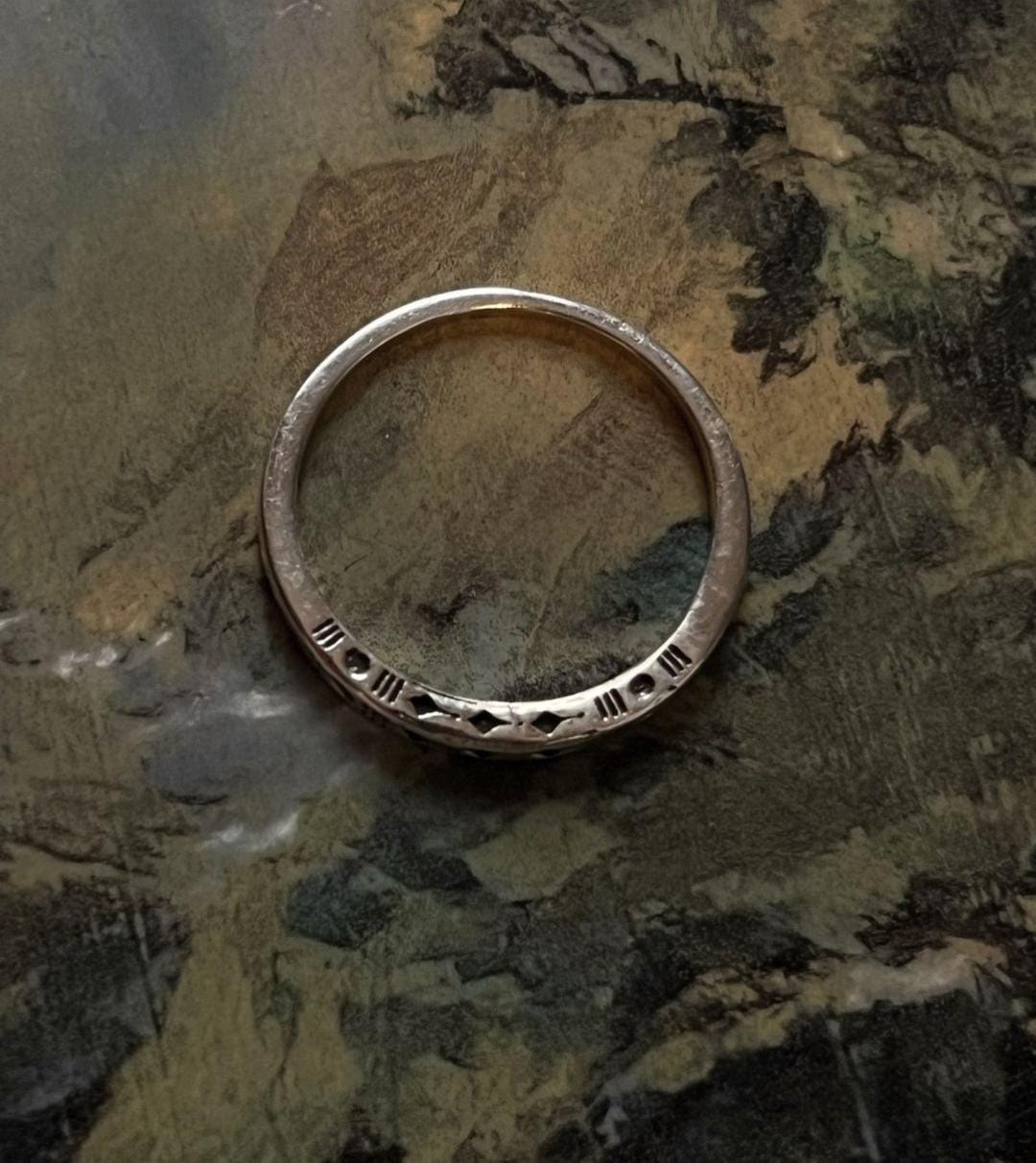 Tribal Engraved Side 1 Ring
