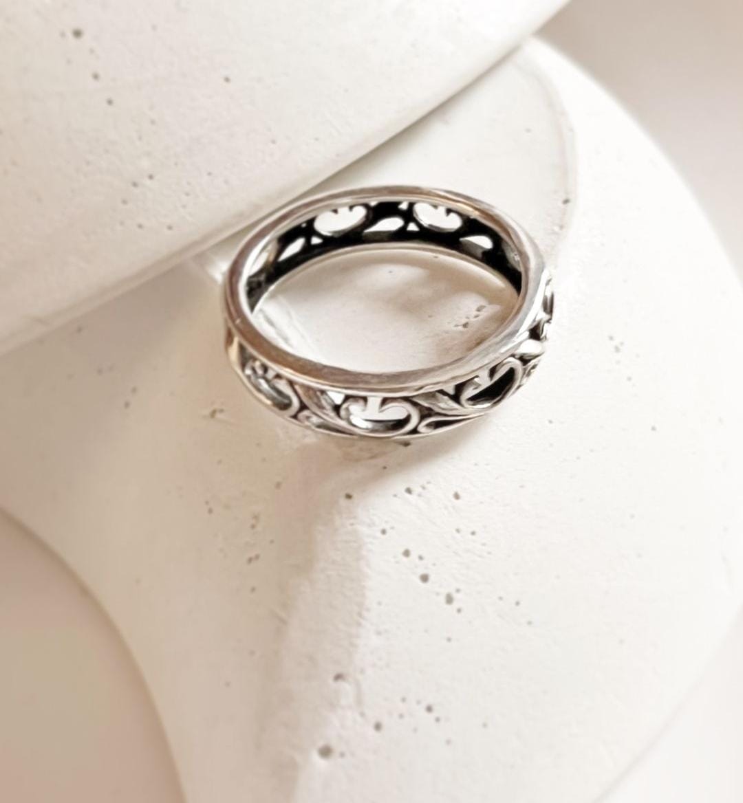 Vintage Filgrie Band Ring