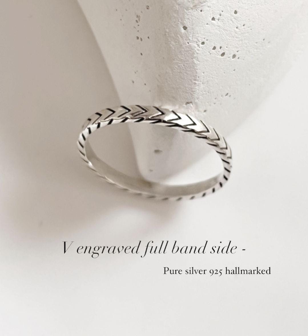 V Engraved Tribal Band Ring