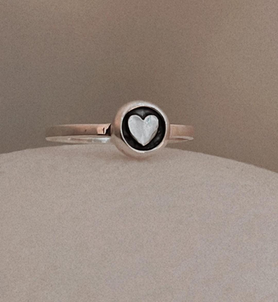 Pretty Round Heart Silver Ring