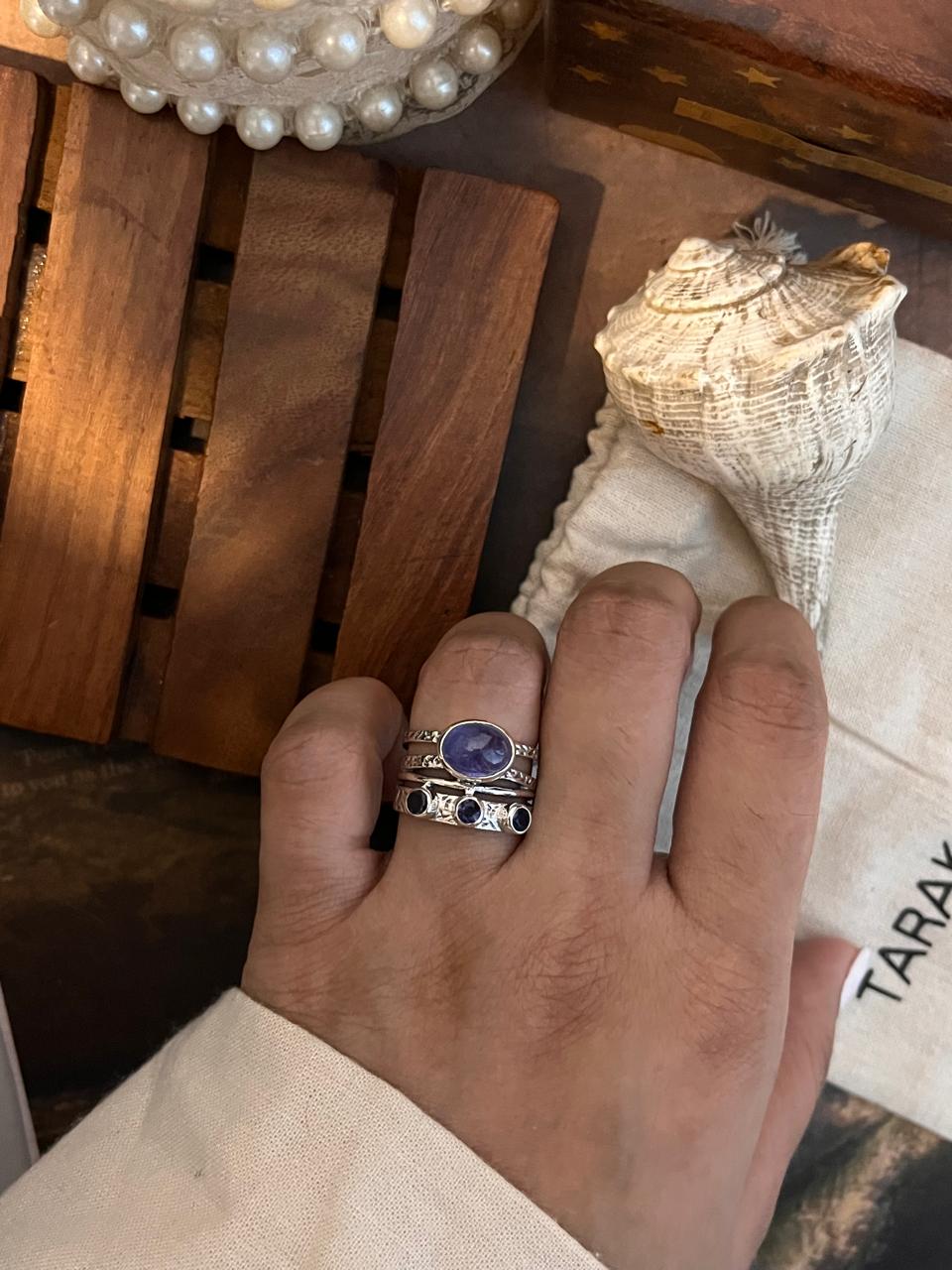 Delicate tanzanite rustic stone ring with bold design