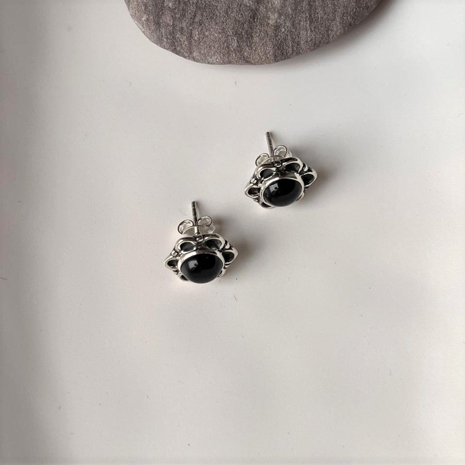 Stylish Small Flower Black Onyx Studs Set in Silver