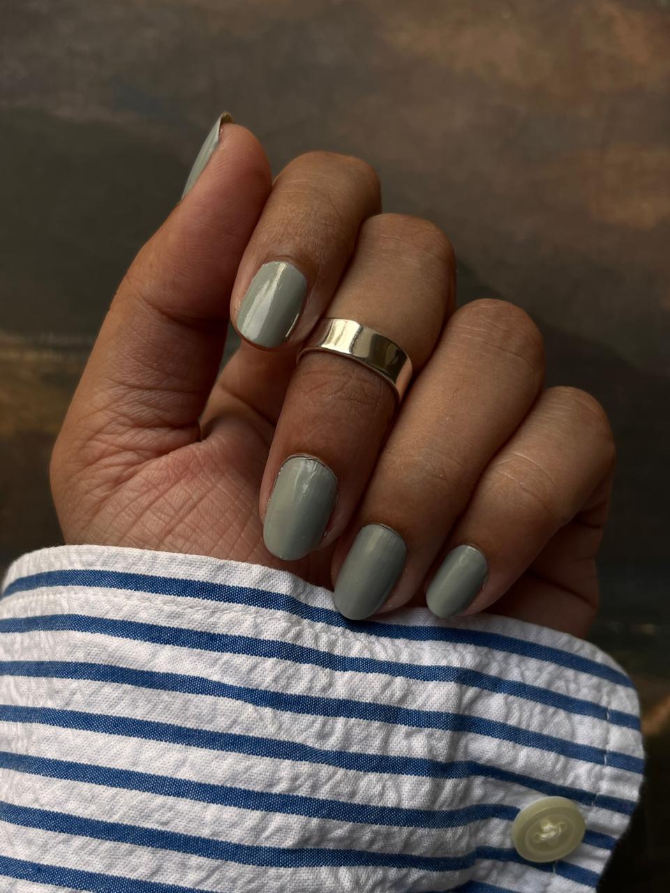Adjustable Silver Ring with Rectangular Design for Mid Little Finger