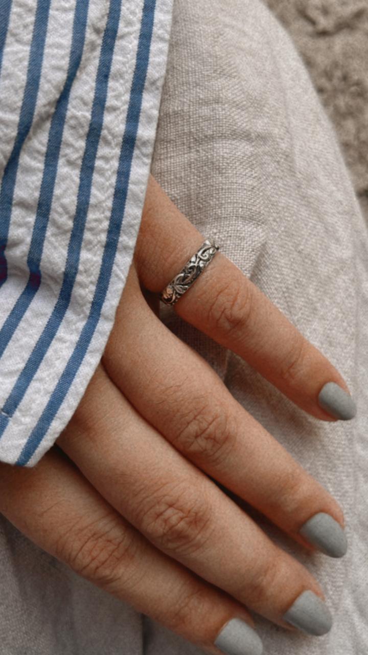 925 Sterling Silver Vintage Motif Mid Little Finger Ring