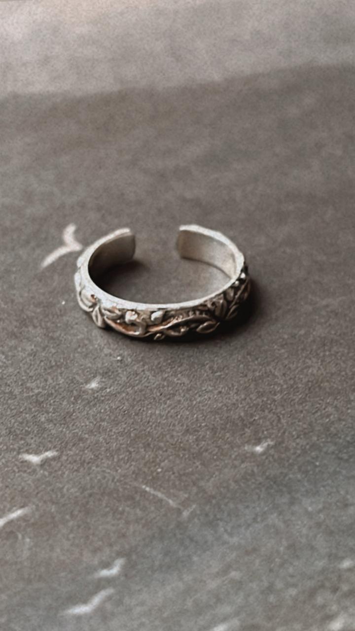 925 sterling silver vintage motif ring for small fingers