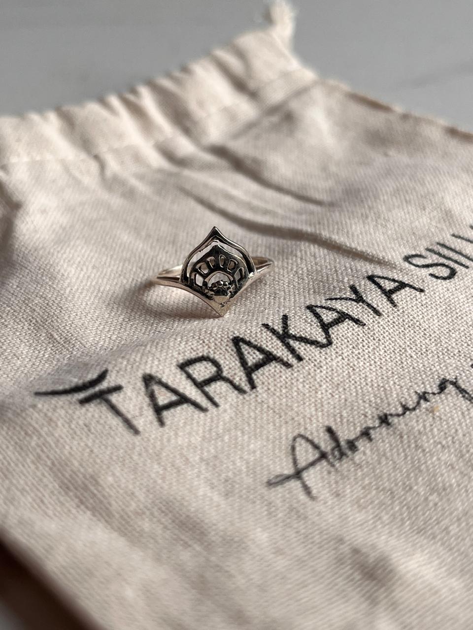 Elegant Mandala Piece Silver Ring for Timeless Fashion