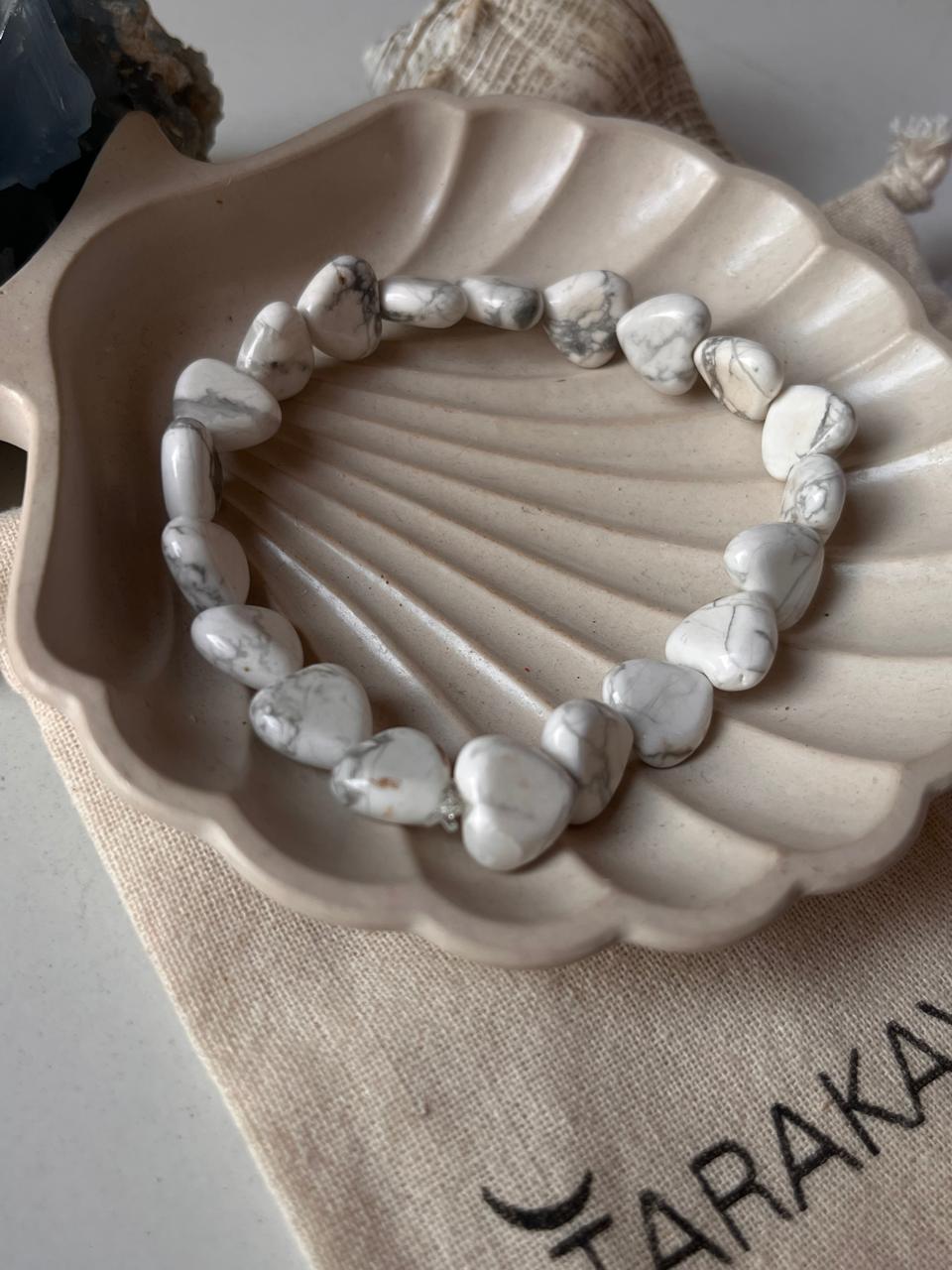 Calming Howlite Heart Bracelet for Reducing Anxiety