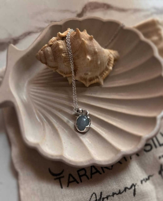 Aquamarine Small Oval 925 Silver Pendant with delicate blue gemstone