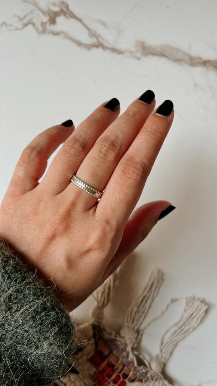 Unique double rawa silver band ring with a timeless, classic appeal